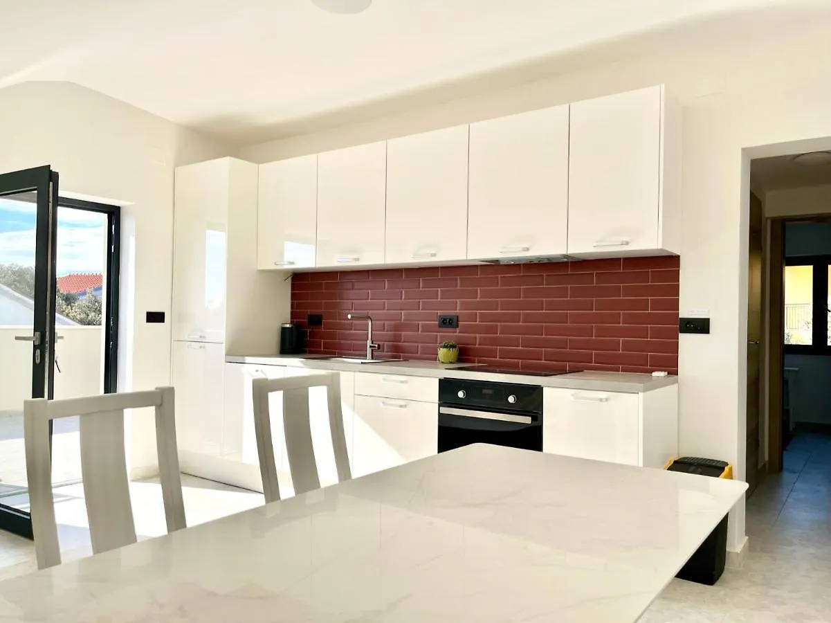 Apartmani Lemona Simuni Apartment