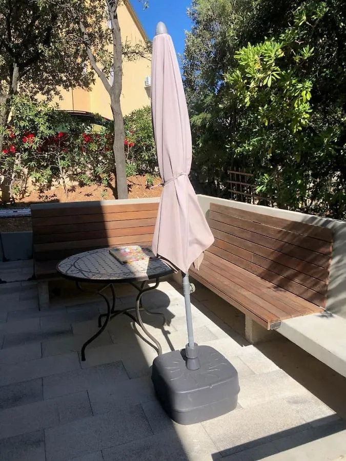 Apartmani Lemona Simuni Apartment